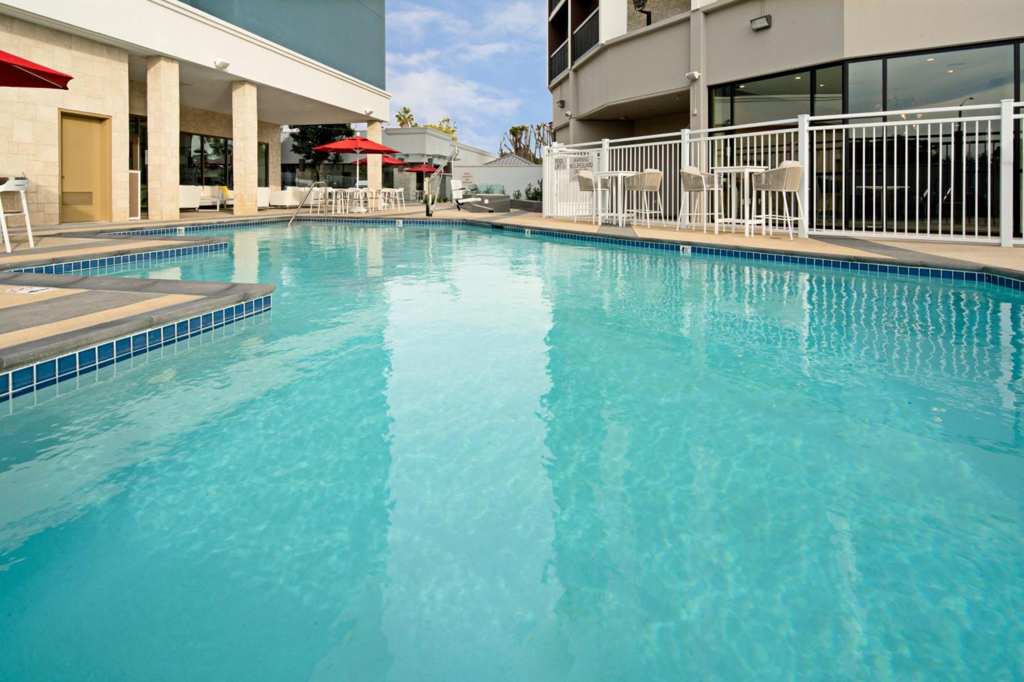Holiday Inn Long Beach - Airport By Ihg Kültér fotó
